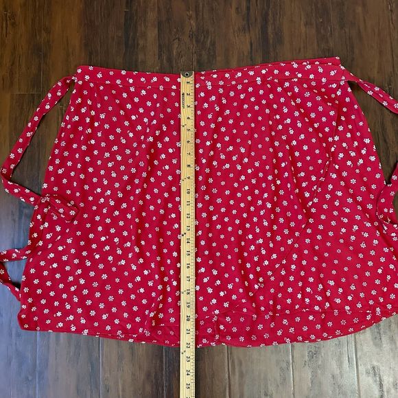 NWOT MADEWELL Red Wrap Mini Skirt in Bandana Flower - Picture 12 of 12